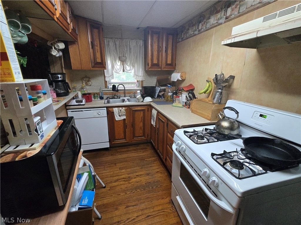 1427 Hawn Street Property Photo 13