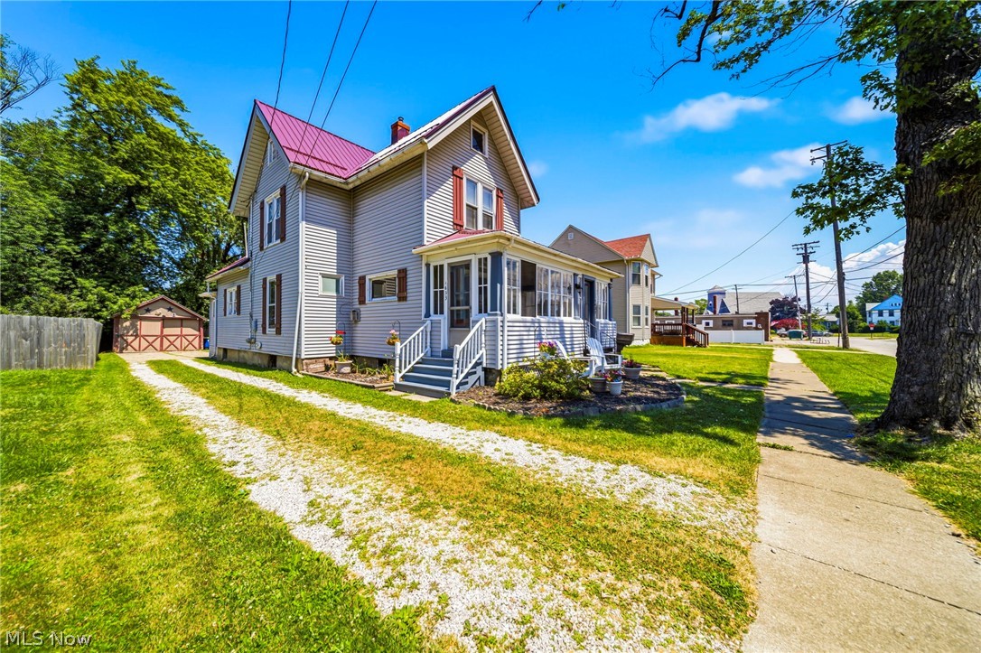 1633 W 5th Street Property Photo 4