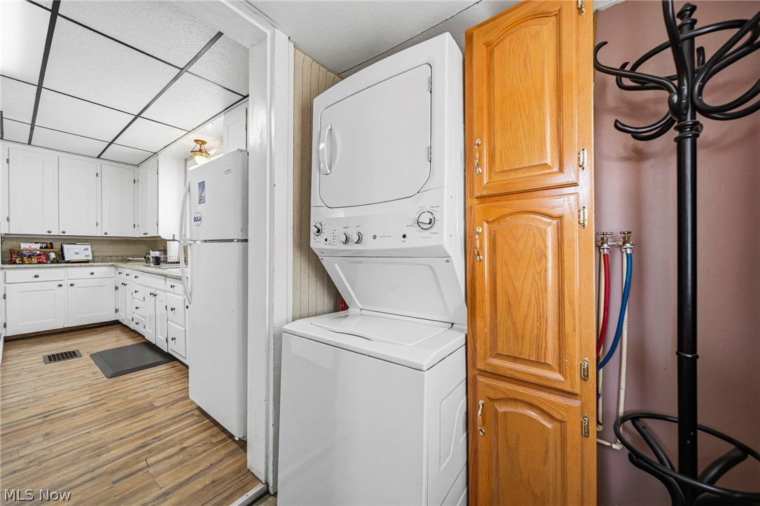 1633 W 5th Street Property Photo 28