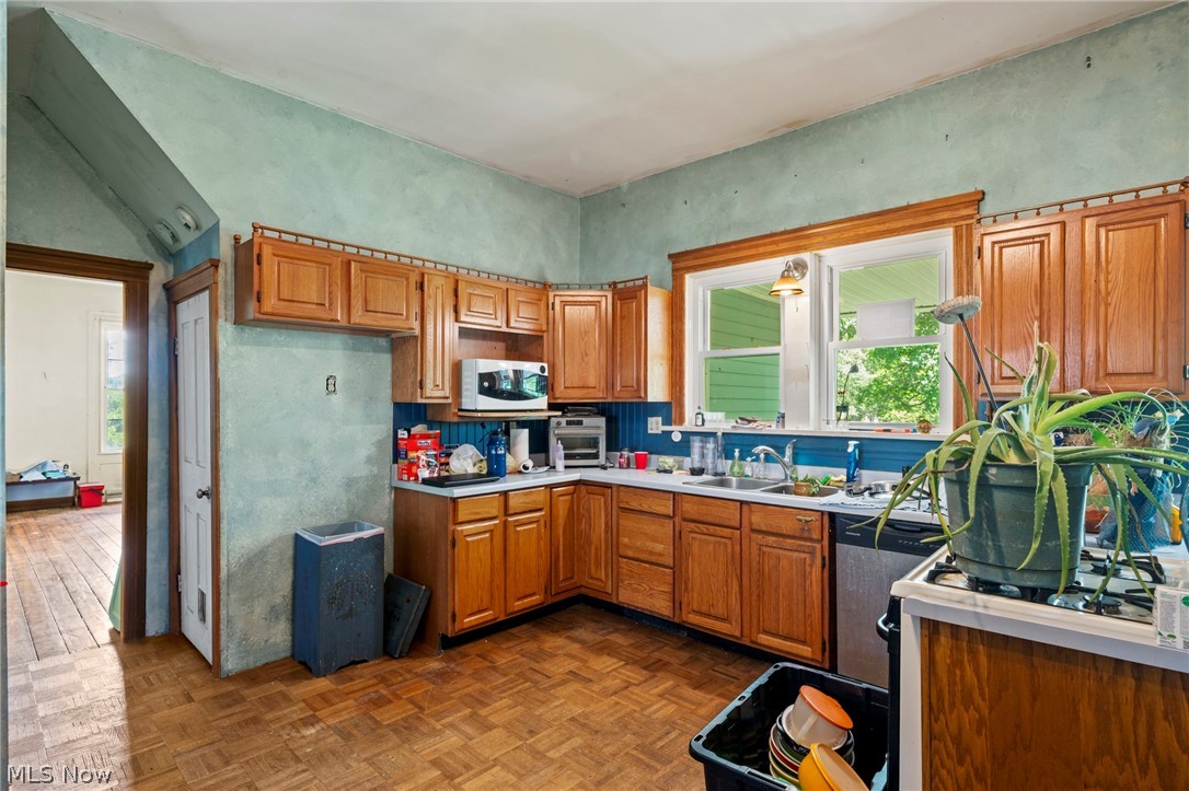 38599 Norwalk Road Property Photo 11