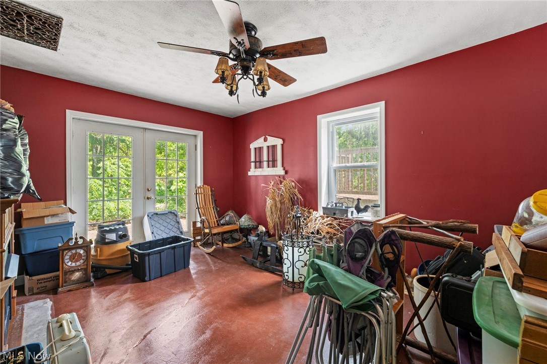 38599 Norwalk Road Property Photo 13