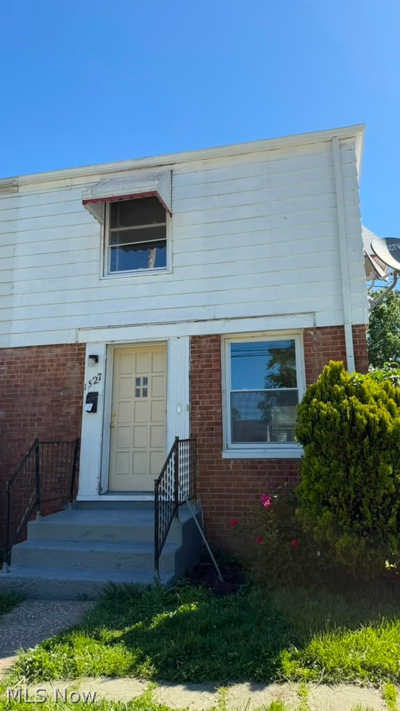 1527 Babbitt Road Property Photo 1