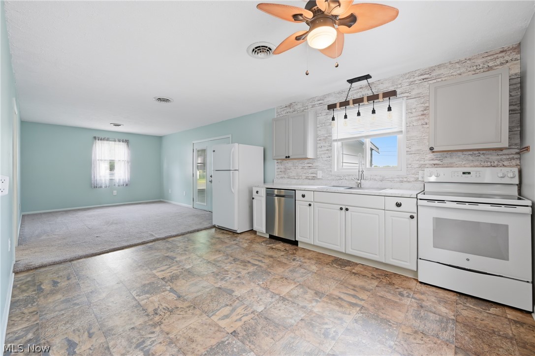 4570 Pymatuning Lake Rd Property Photo 16