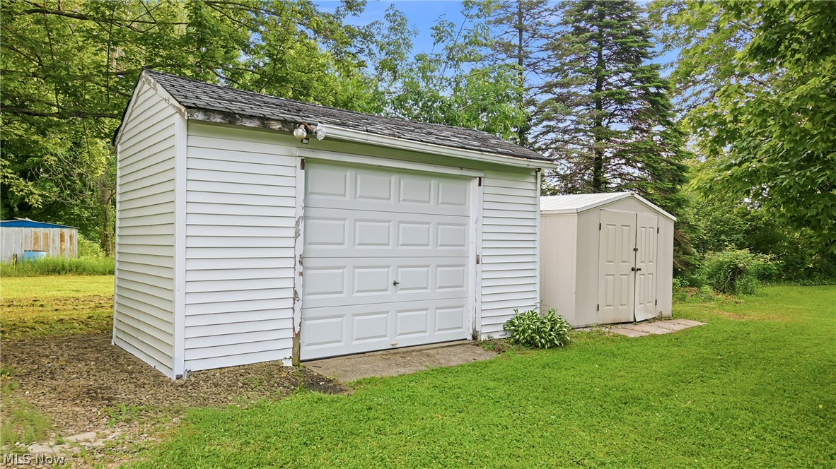 4570 Pymatuning Lake Rd Property Photo 32