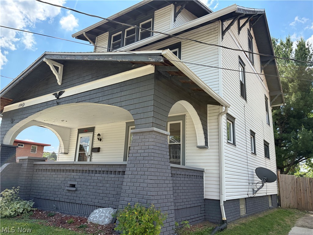 2334 15th Street Ne Property Photo 5