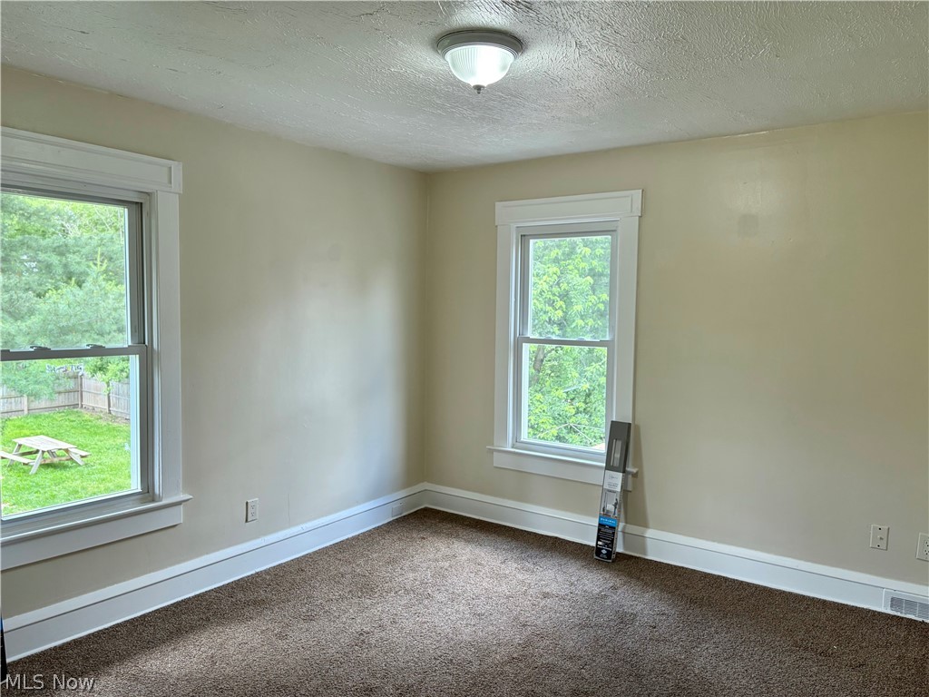 2334 15th Street Ne Property Photo 27