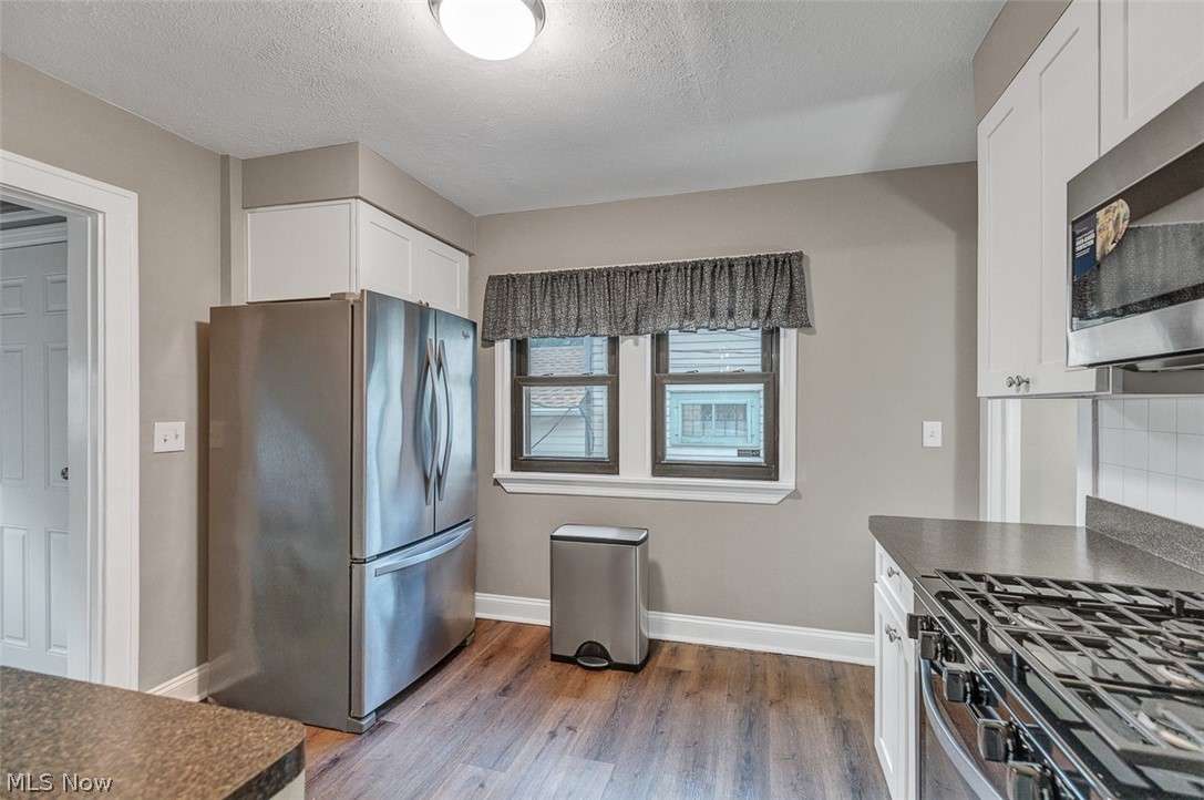 4458 W 48th Street Property Photo 10