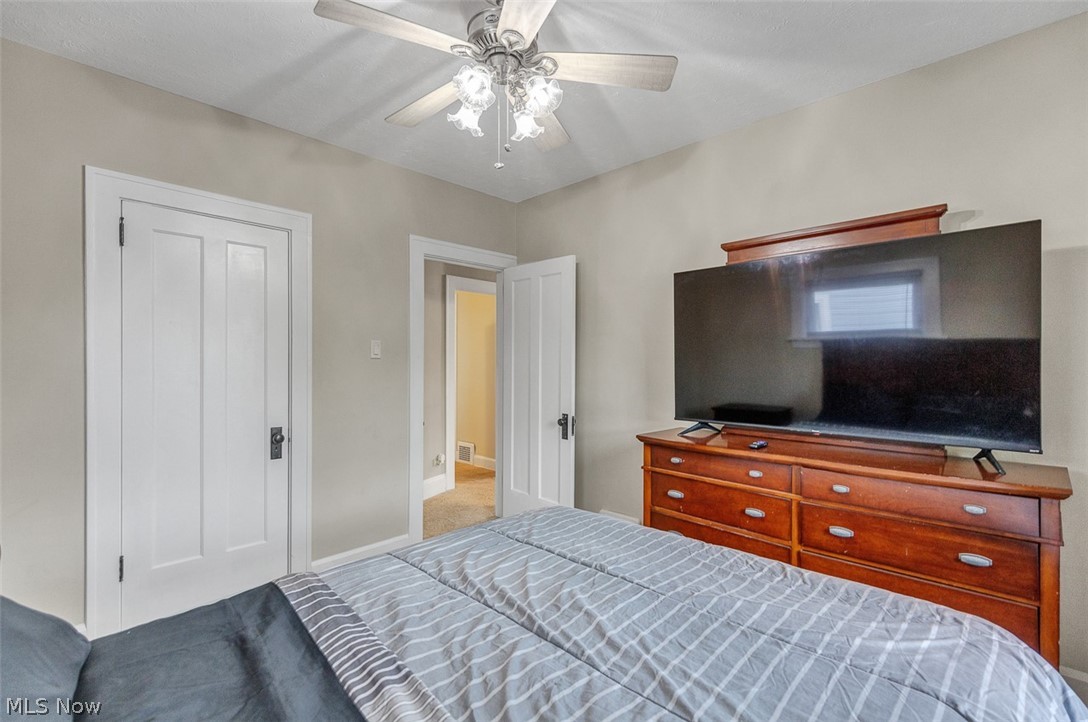 4458 W 48th Street Property Photo 18