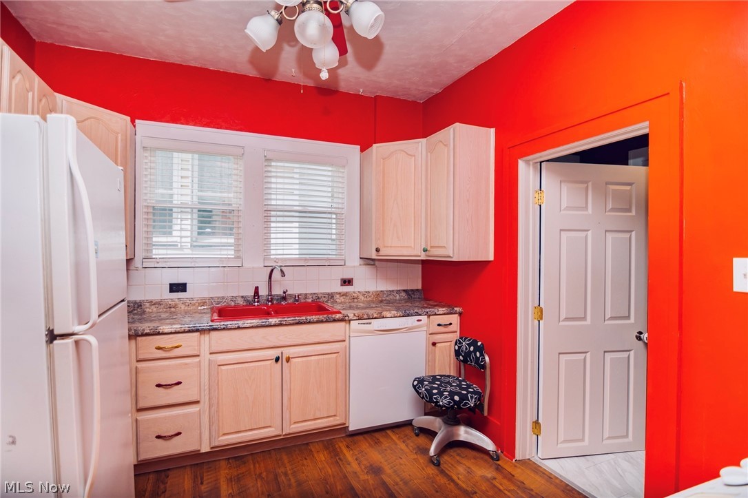 120 Langley Avenue Property Photo 26
