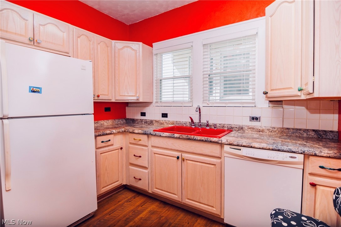120 Langley Avenue Property Photo 28