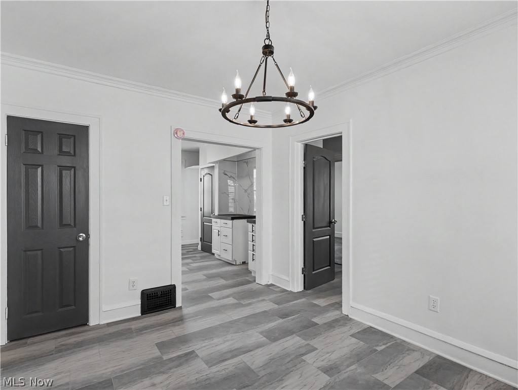 4084 W 50th Street Property Photo 6