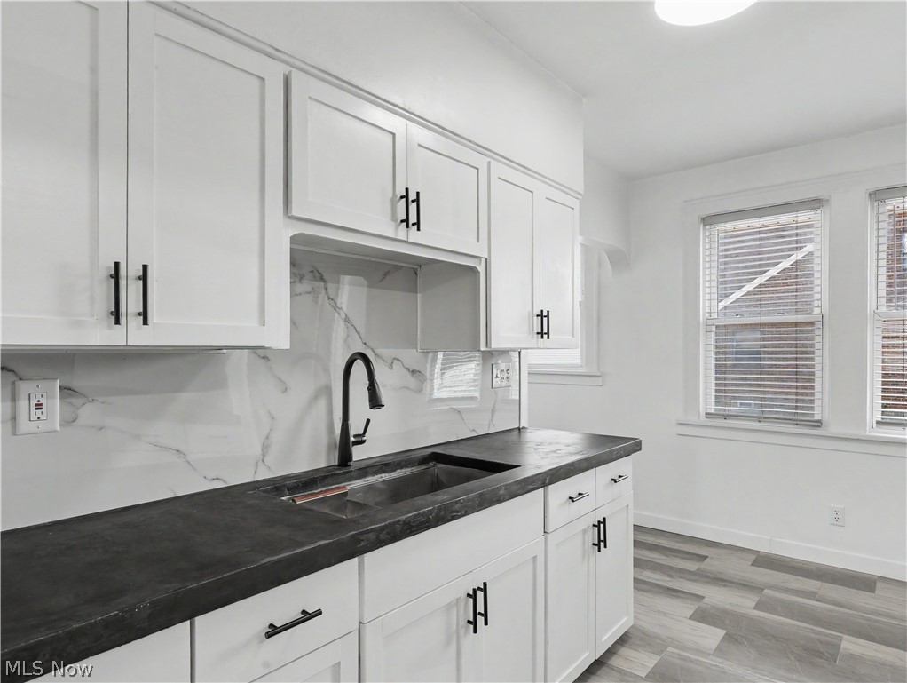 4084 W 50th Street Property Photo 8