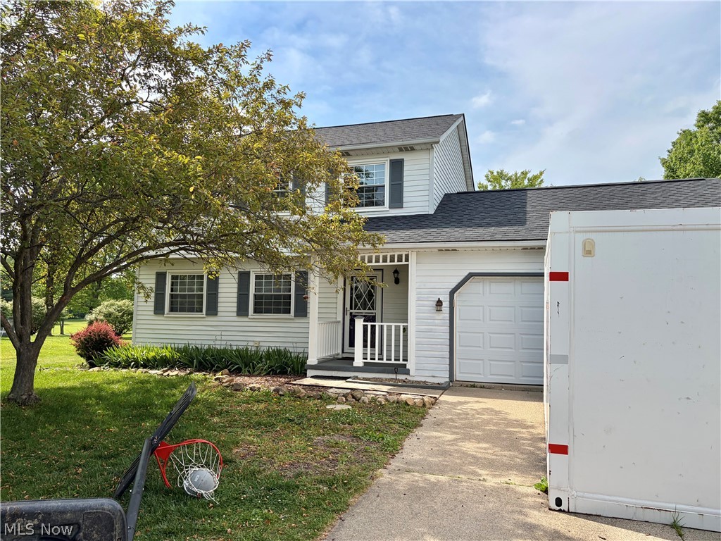 3023 Stockbridge Drive Property Photo 1