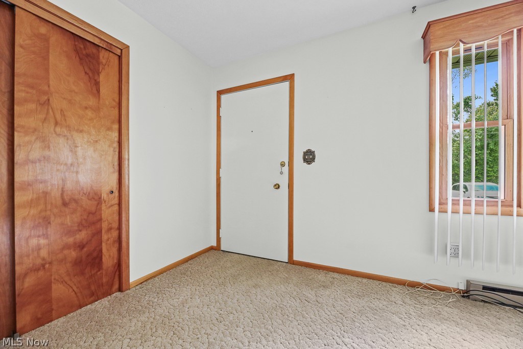 8000 Parks Avenue Ne Property Photo 5