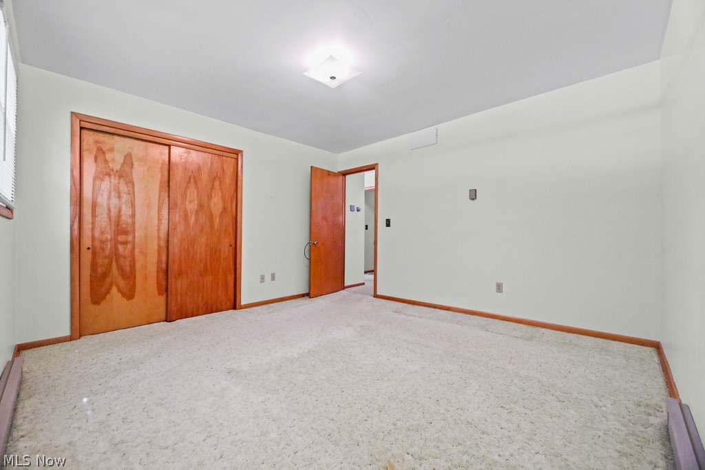 8000 Parks Avenue Ne Property Photo 18