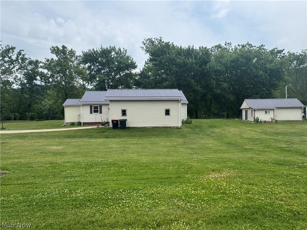 7885 Old River Property Photo 6