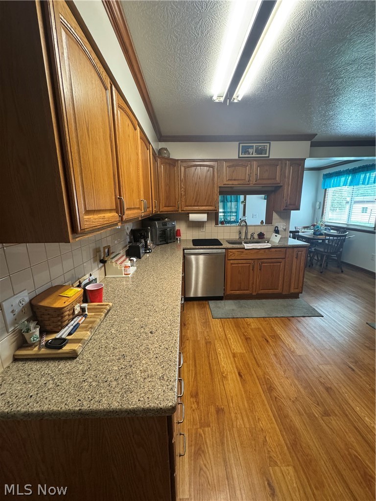 7885 Old River Property Photo 18