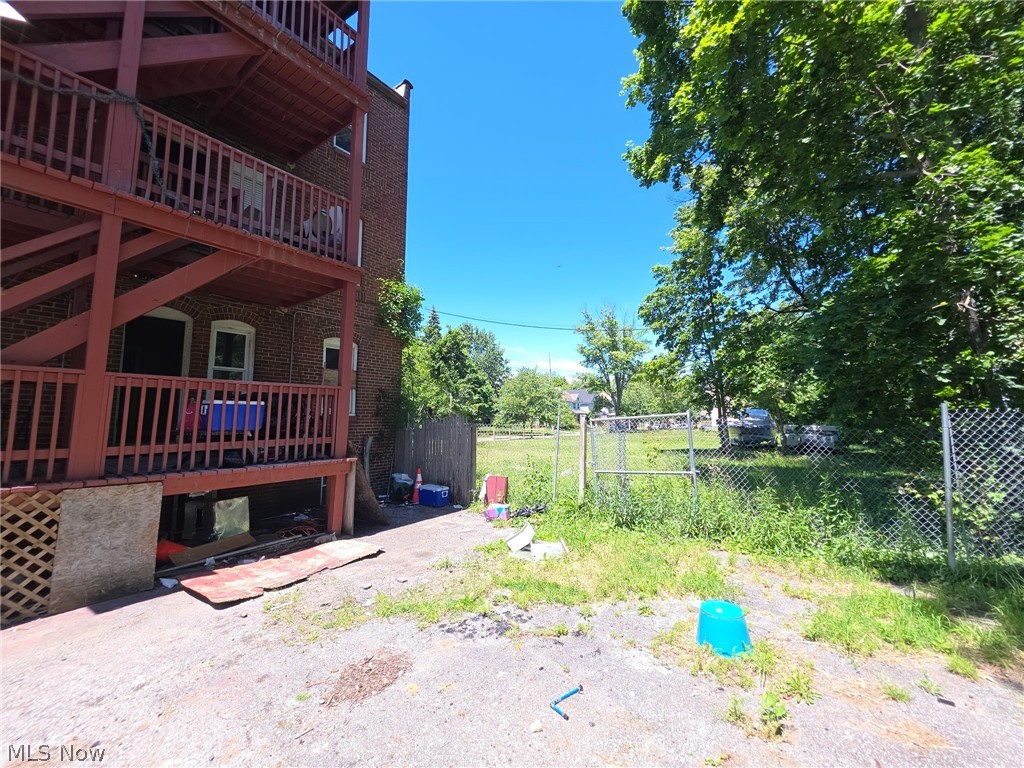 1381 E 84 Street Property Photo 4