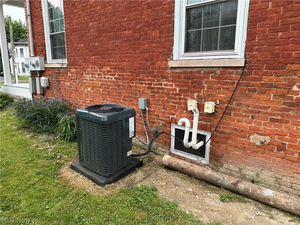 116 S Main Street Property Photo 4