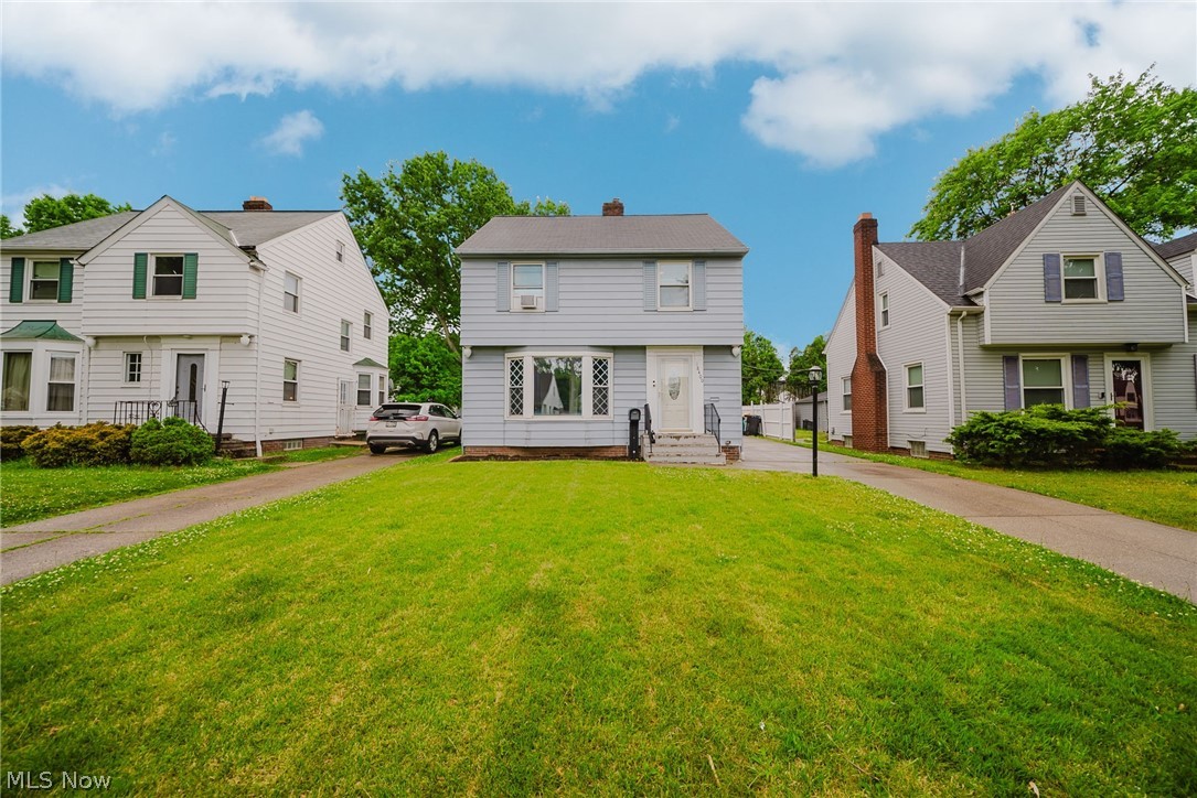18400 Maple Heights Boulevard Property Photo 1