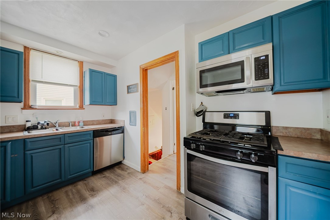 18400 Maple Heights Boulevard Property Photo 12