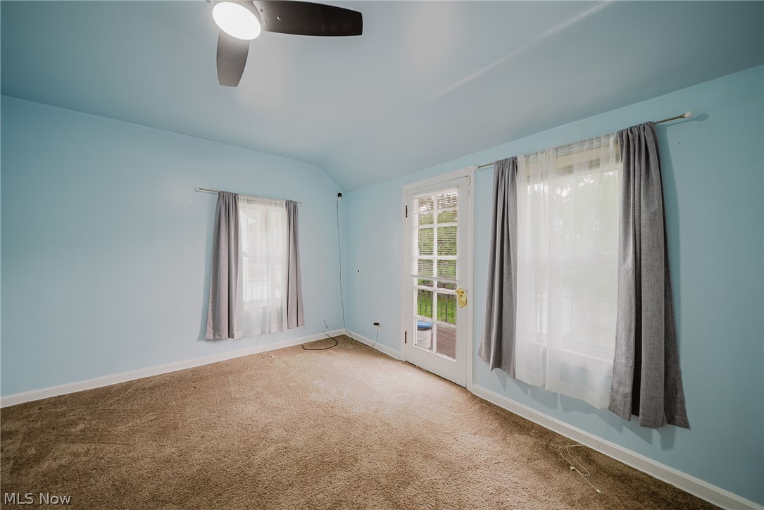 18400 Maple Heights Boulevard Property Photo 18