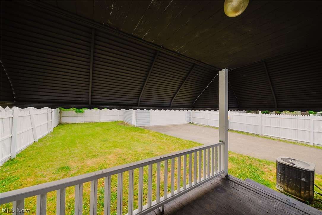 18400 Maple Heights Boulevard Property Photo 40