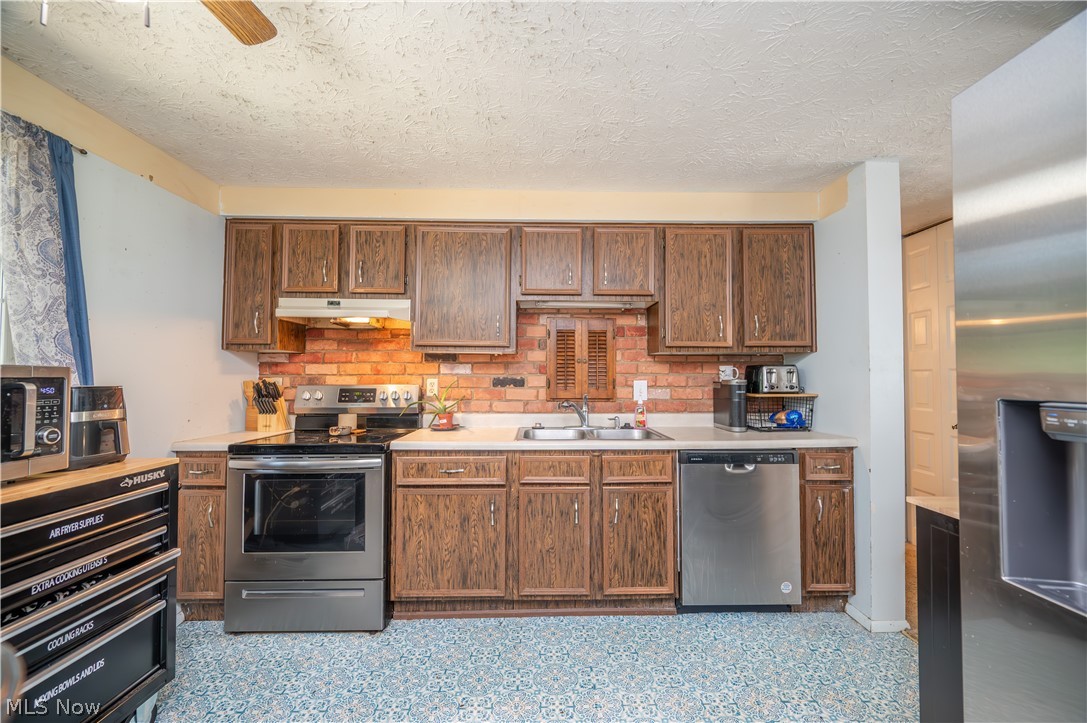 7764 Micawber Road Ne Property Photo 11