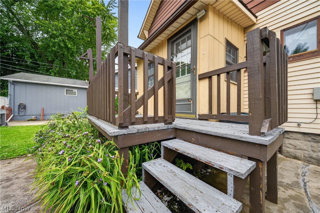 1936 E 45th Street Property Photo 6