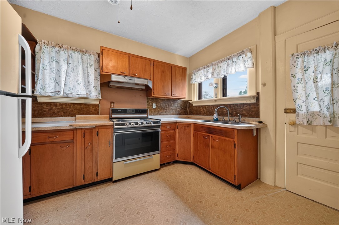1936 E 45th Street Property Photo 19