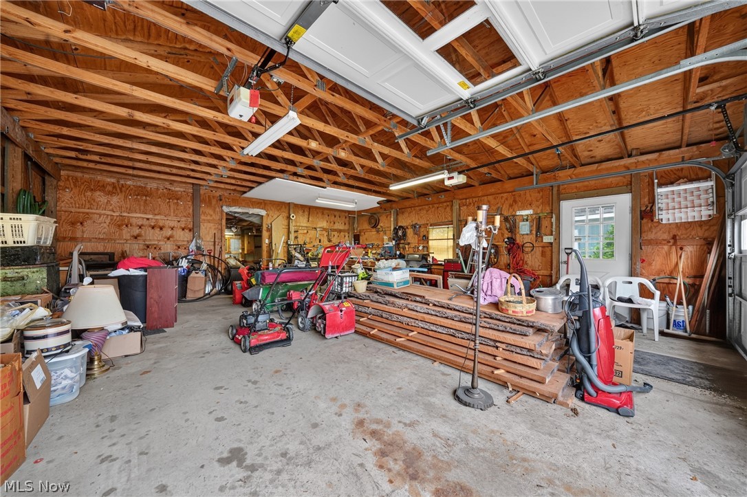 1936 E 45th Street Property Photo 40