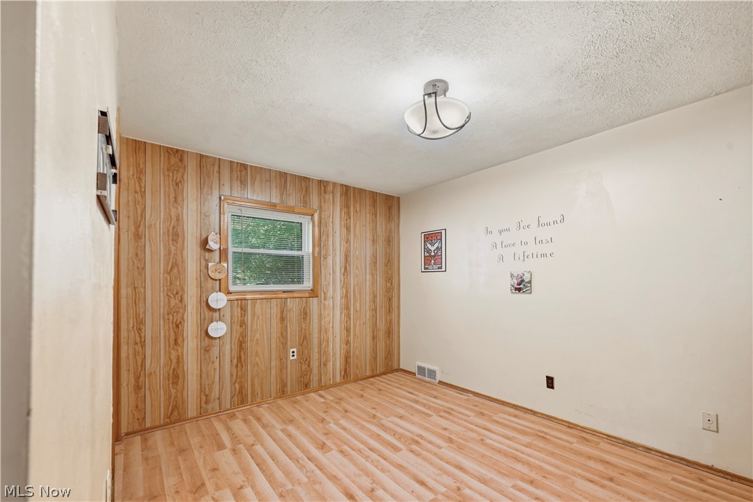 304 Howland Wilson Road Ne Property Photo 10