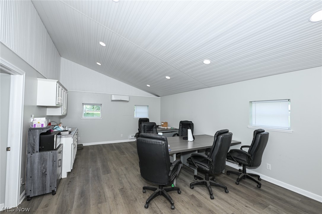 420 Merrill Street Property Photo 39