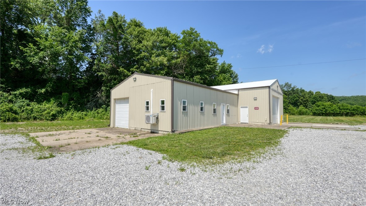 11126 E Pike Road Property Photo 3