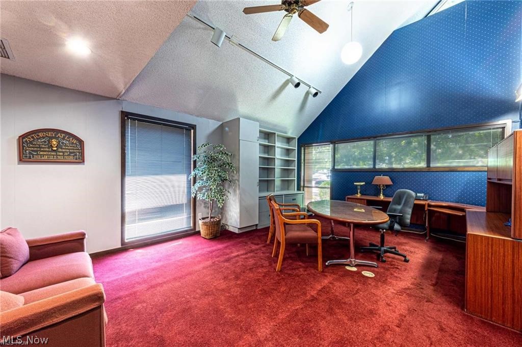 6061 S Broadway Property Photo 15