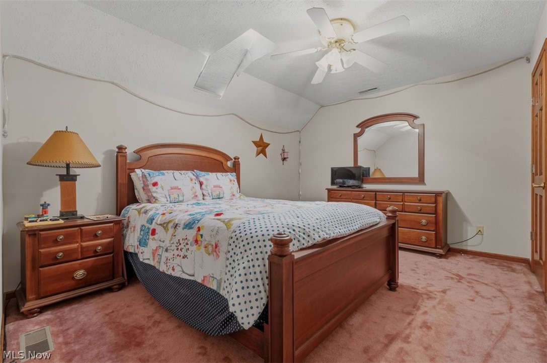 715 Oxbow Road Property Photo 32