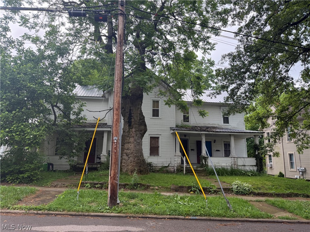 523 College Avenue Property Photo 1