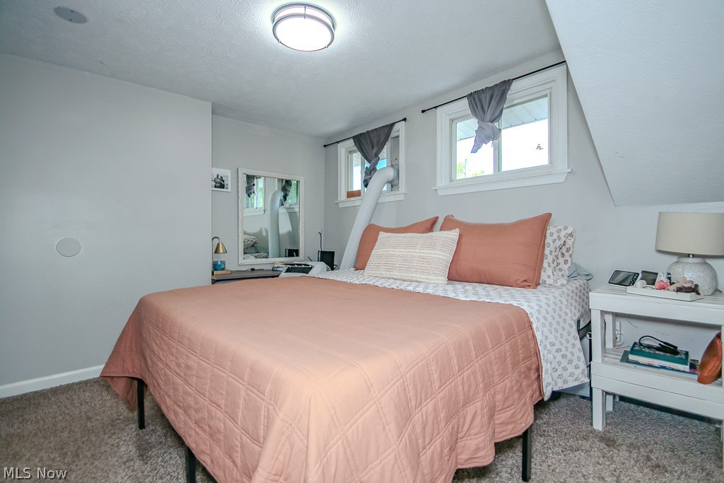 1033 N State Street Property Photo 6