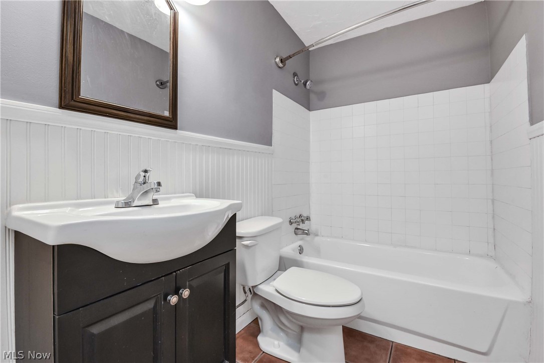 12029 Clifton Boulevard 204 Property Photo 19