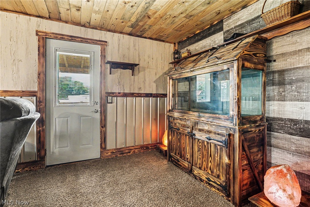 108 Washington Street Property Photo 4