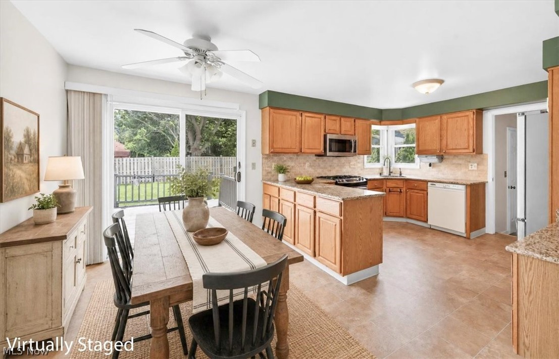 491 Thackeray Trail Property Photo 7