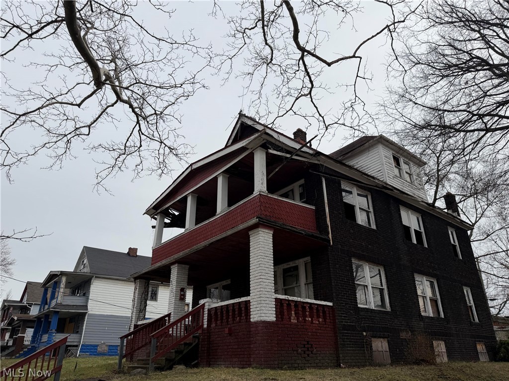 9702 Parkview Avenue Property Photo 2