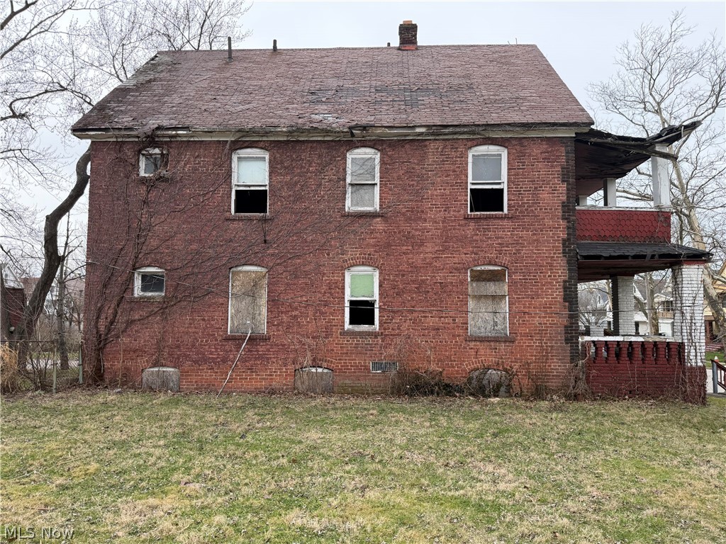 9702 Parkview Avenue Property Photo 4