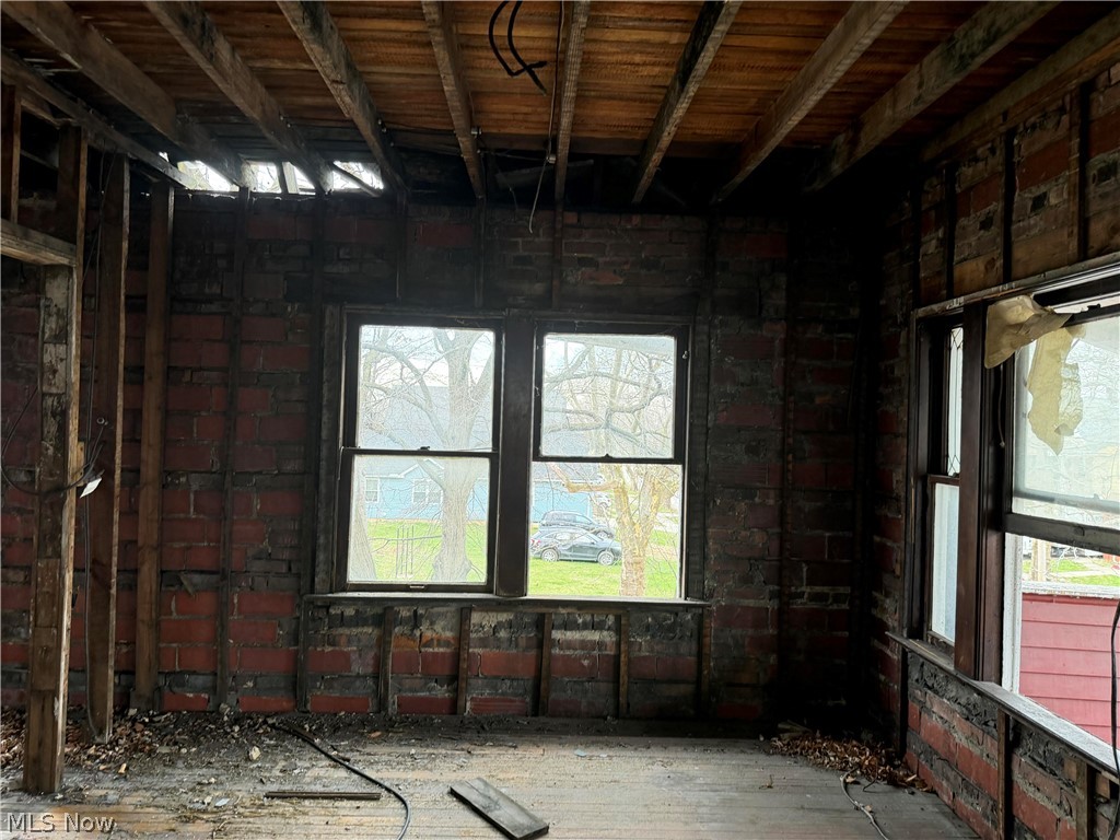 9702 Parkview Avenue Property Photo 15