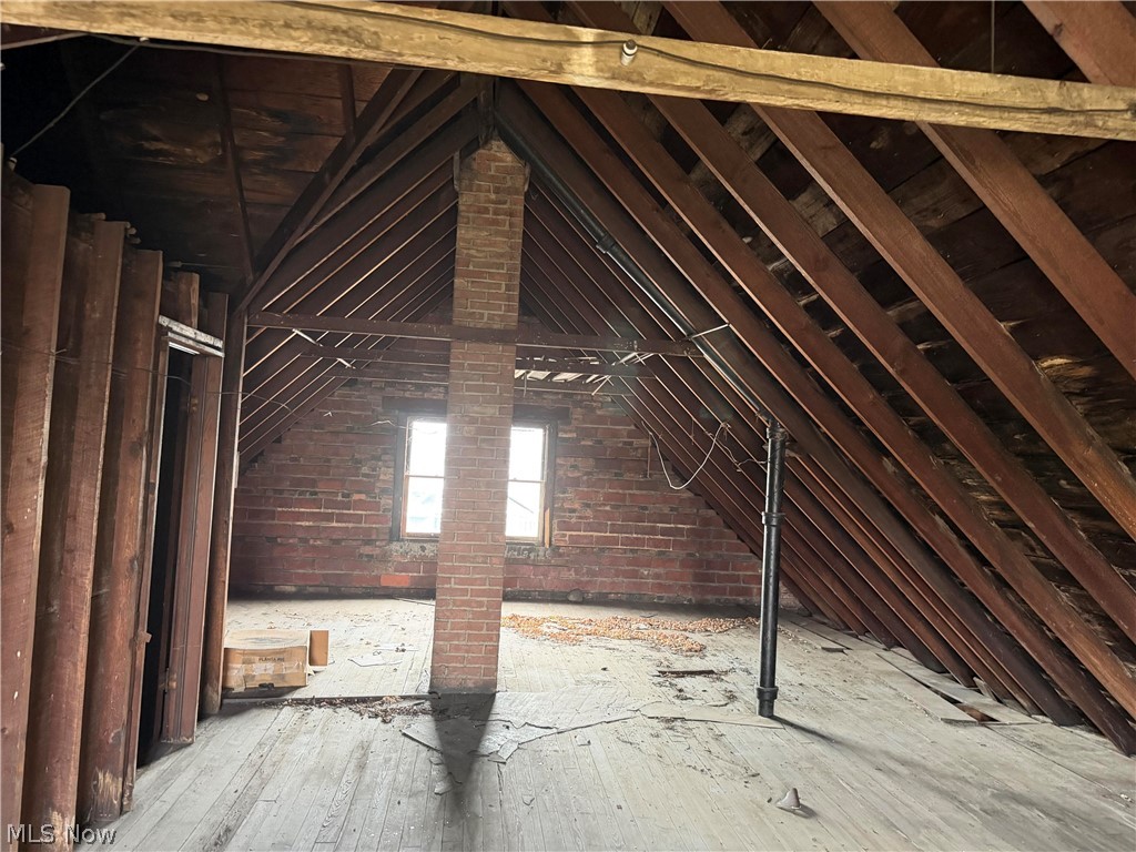 9702 Parkview Avenue Property Photo 24