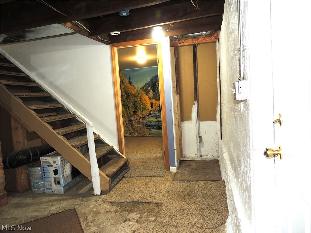 2242 Coffeen Street Property Photo 11