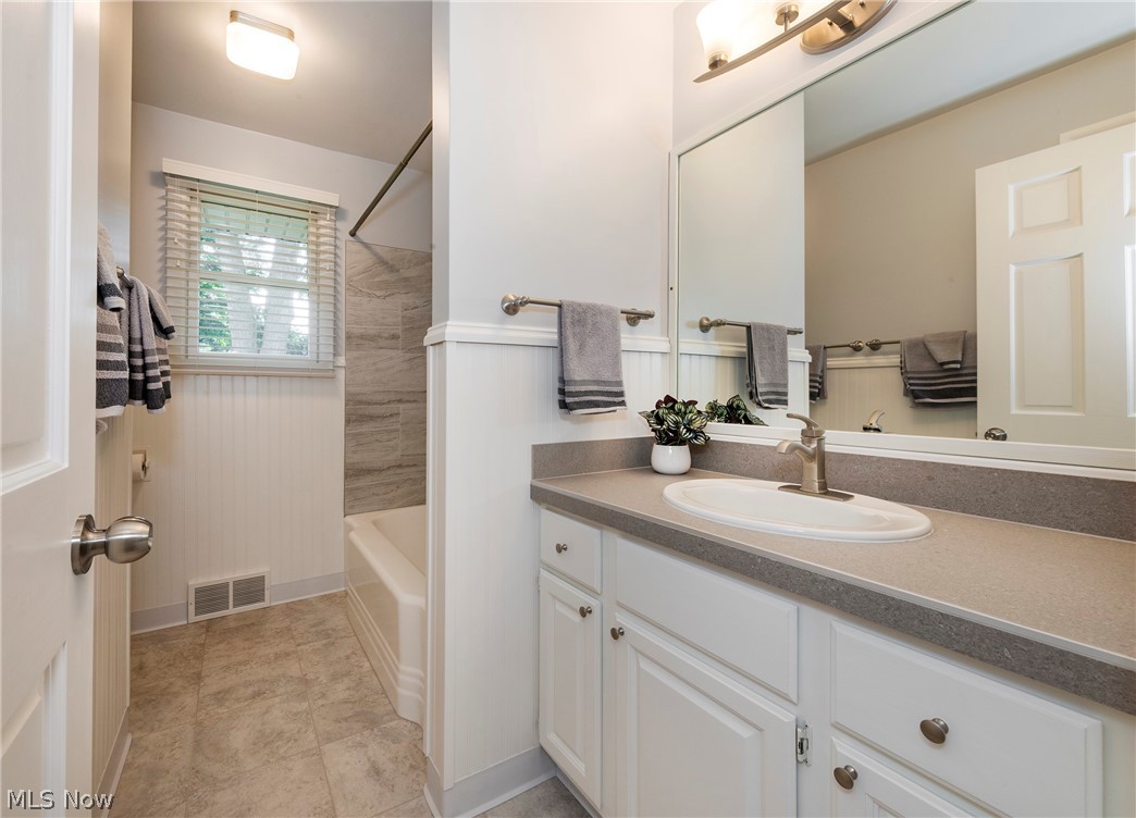 9837 Betty Lane Property Photo 15