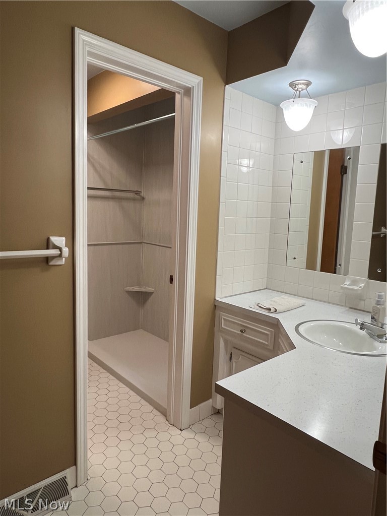 842 Shields Road Property Photo 21