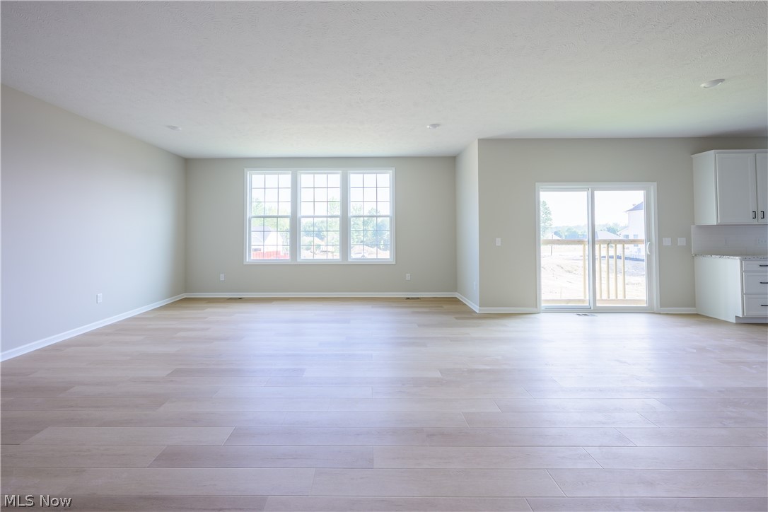 8010 Echo Hill Manor Drive Property Photo 5
