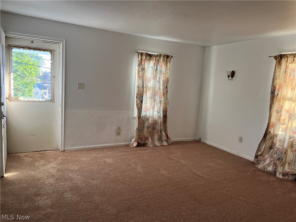 309 S 17th Street Property Photo 4